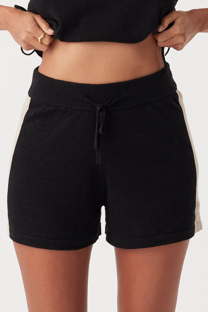 Larri Short Black and Taupe