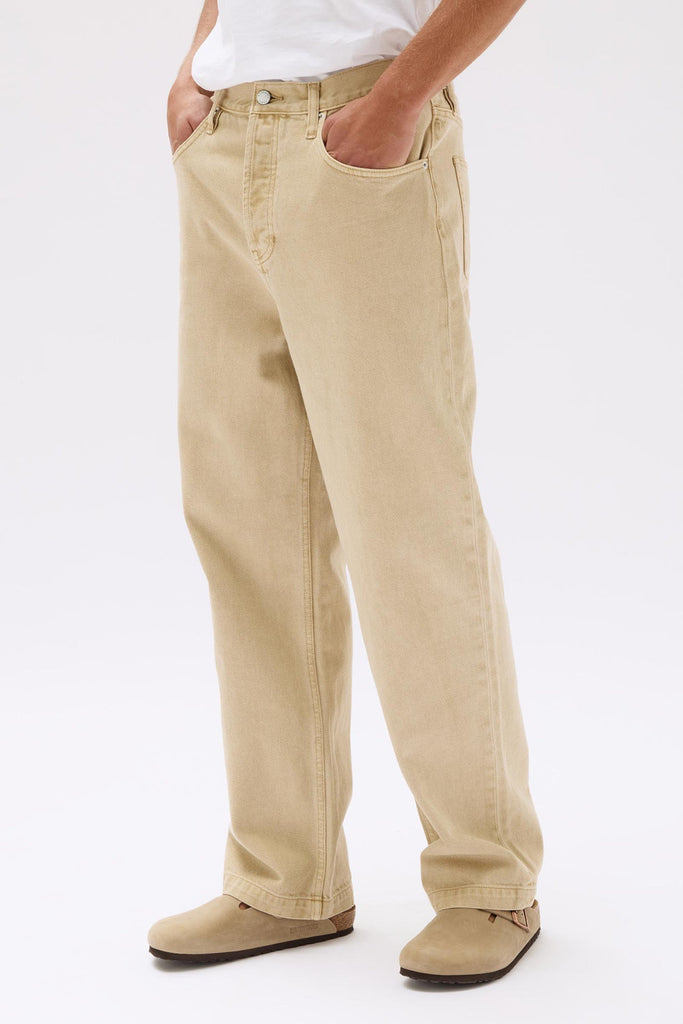 Mens Relaxed Jean Tan